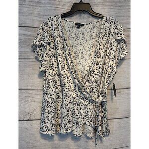 NWT AUW Floral Short Sleeve Wrap Top Size XL